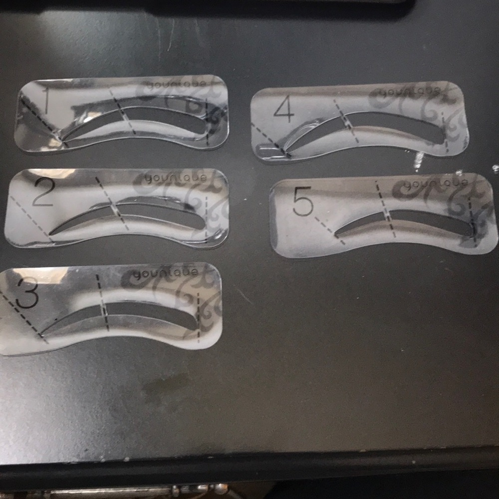 Younique Brow Stencils